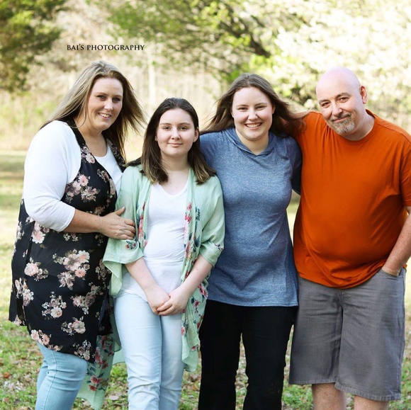 Meet your Posher, Rachelle - Picture 2 of 2